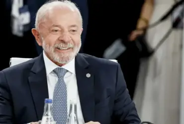 Lula pede respeito e critica interferência de Trump nas eleições brasileiras