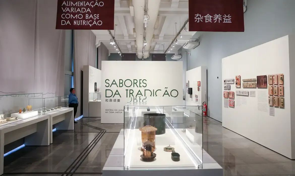 Exposição celebra a cultura da China com acervo inédito no Museu Histórico Nacional
