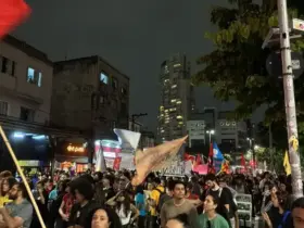 Estudantes ampliam protestos contra cortes nas universidades de SP