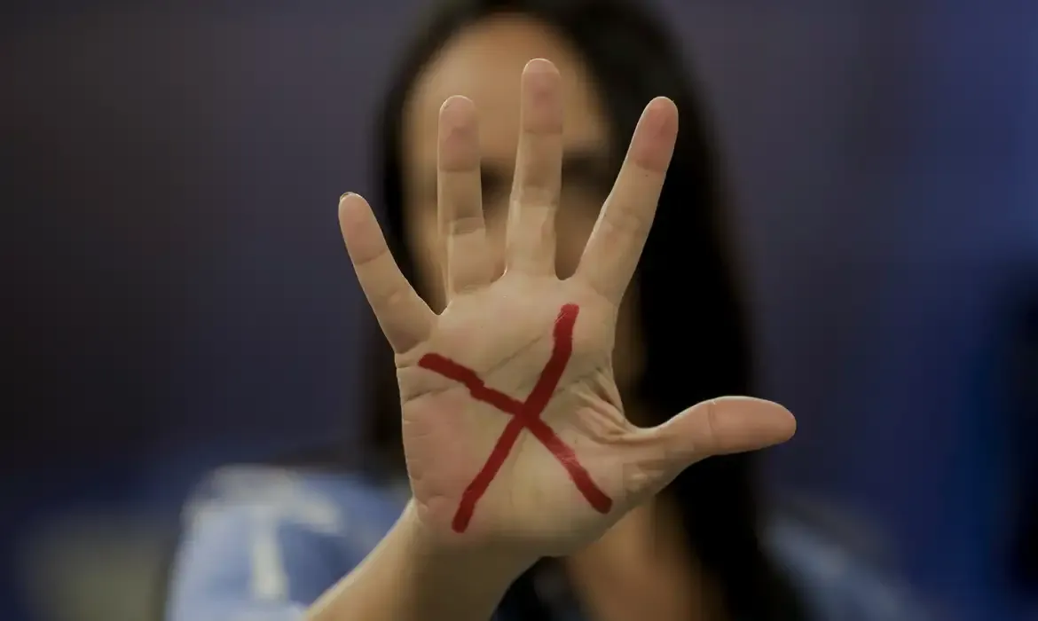 Feminicídios crescem em São Paulo e chegam a 124 casos em 2026