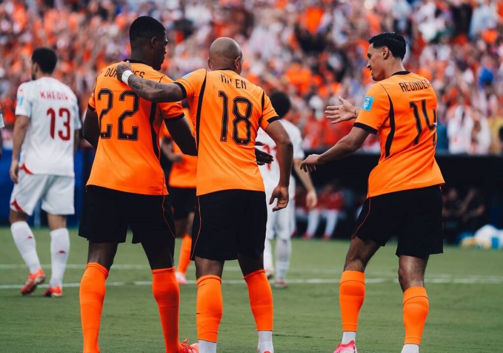 Holanda x Marrocos: onde assistir ao vivo e prováveis escalações do duelo pelas oitavas da Copa do Mundo. Imagem: Seleção holandesa