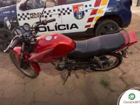 Honda Titan apreendida