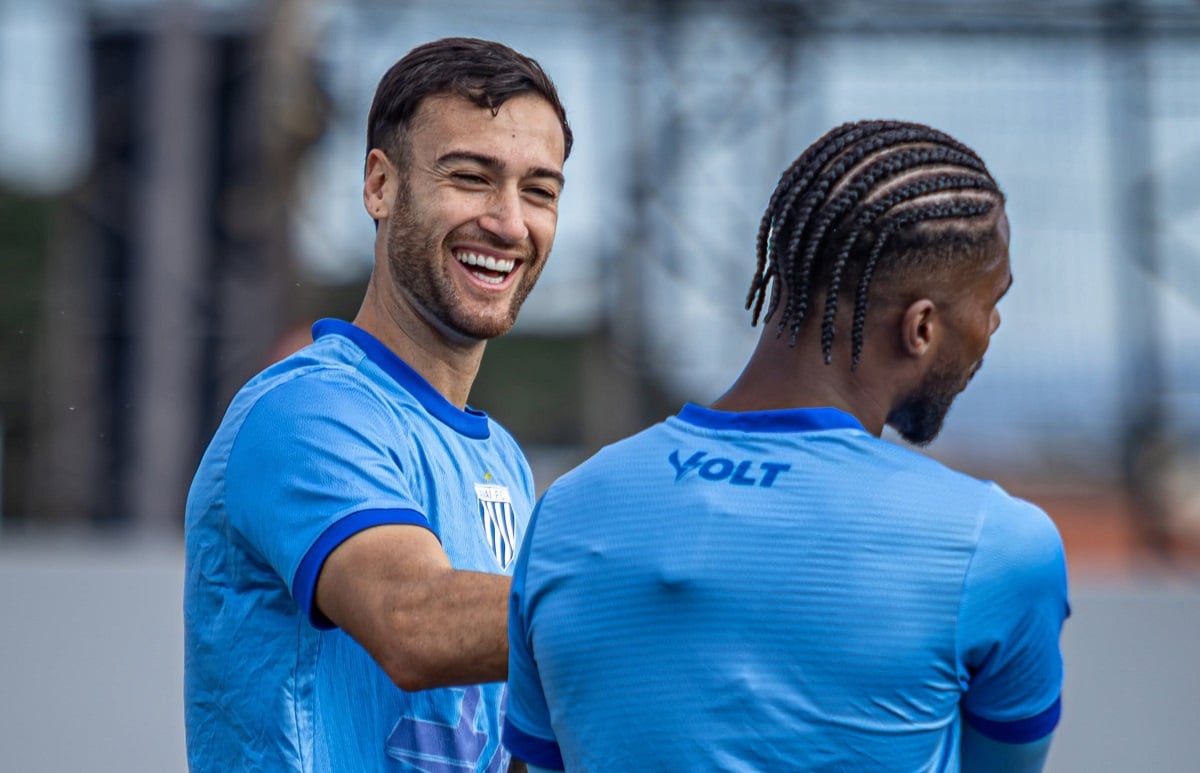 Athletic-MG x Avaí: onde assistir ao vivo, horário e prováveis escalações. Imagem: Leandro Boeira/Avaí FC