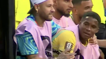 Endrick desabafa com Neymar após ficar no banco em estreia da Seleção: ‘Se eu pudesse eu entrava’ na partida contra o Marrocos