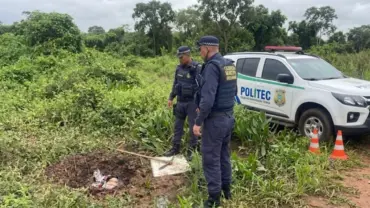 Corpo é encontrado enterrado em área de mata de Várzea Grande; polícia investiga o caso