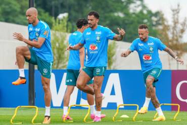 BRASIL E JAPÃO DUELAM NESTA SEGUNDA PELOS 16 AVOS DE FINAL DA COPA