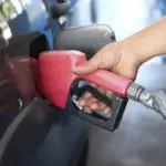 Aplicativo ajuda motorista a conferir a qualidade dos postos de combustível