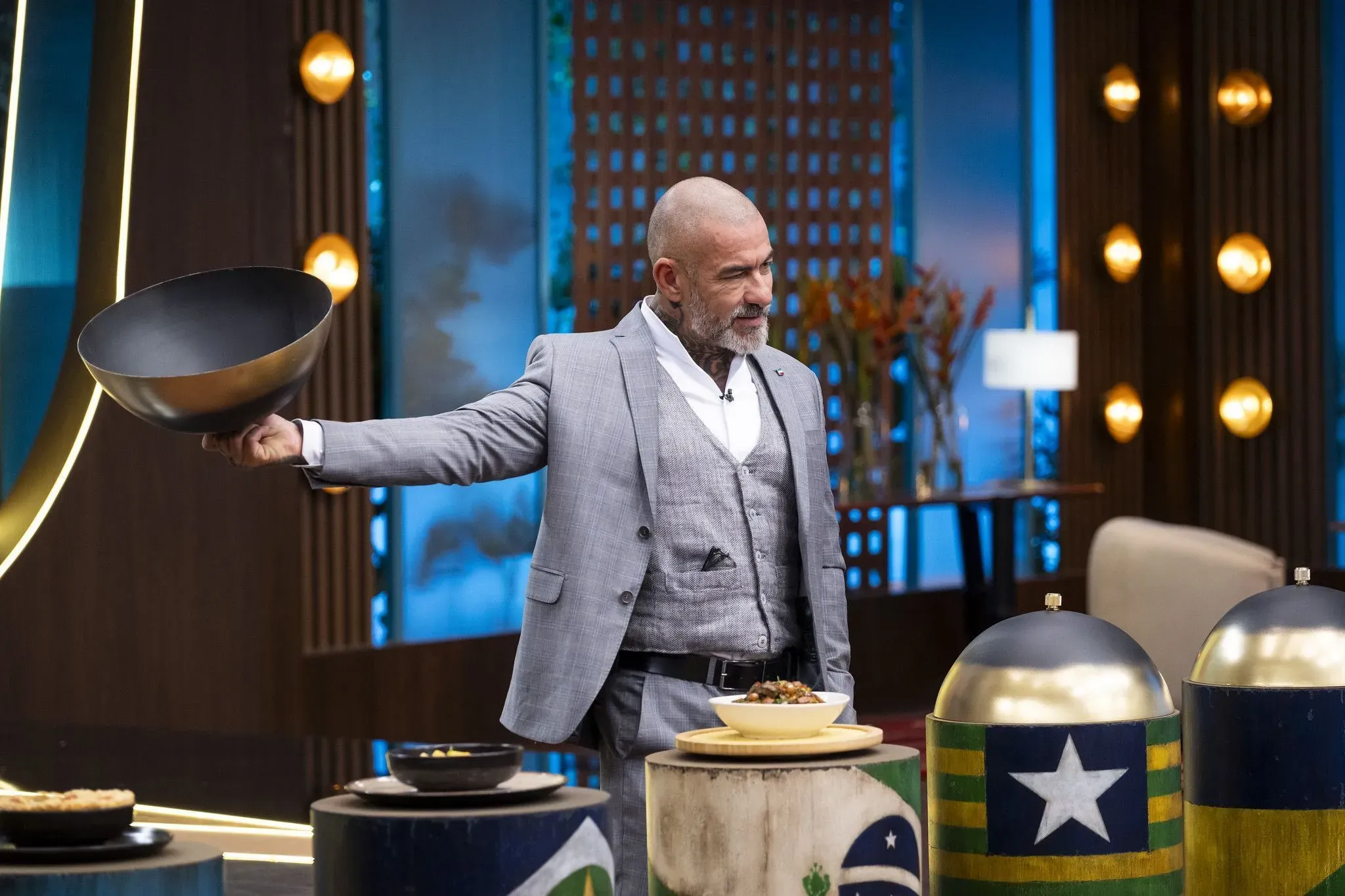 Henrique Fogaça deixa o MasterChef após acidente e Dayse Paparoto assume o júri