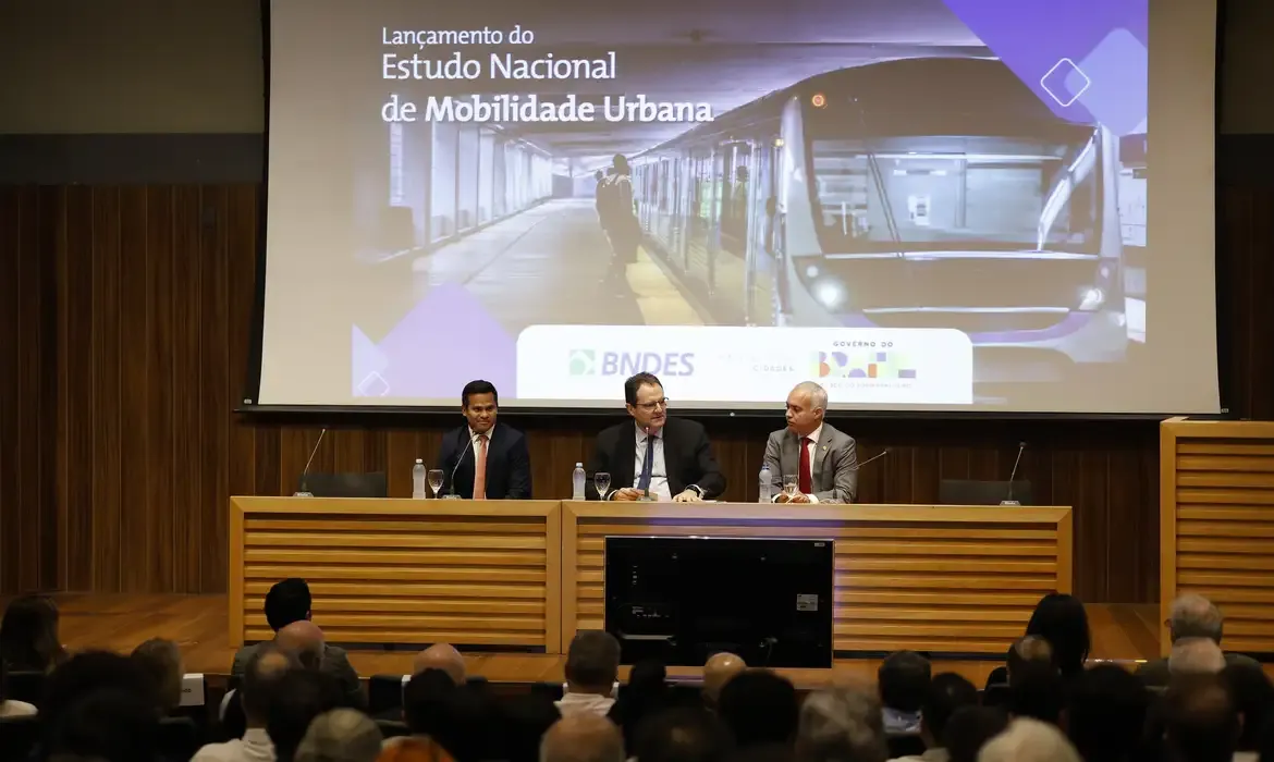 Mobilidade ganha plano com 187 projetos para ampliar o transporte público