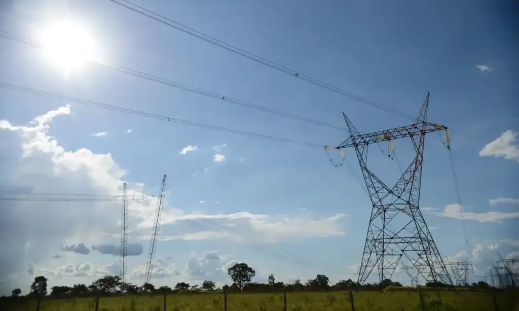 Leilão de energia da Aneel movimenta R$ 1,8 bilhão e prevê milhares de empregos