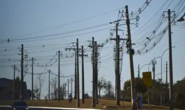 Acidentes na rede elétrica aumentam no Brasil em 2025, aponta Abradee
