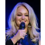 Bonnie Tyler morre aos 75 anos após período de internação em Portugal