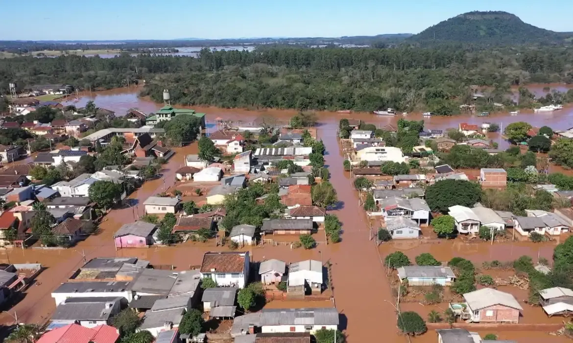Chuvas deixam quase 60 mil pessoas afetadas no Rio Grande do Sul