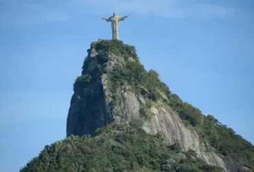 Cristo Redentor terá novas escadas e elevadores com acessibilidade reforçada