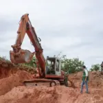 Inea interdita área de extração ilegal de minério em Maricá