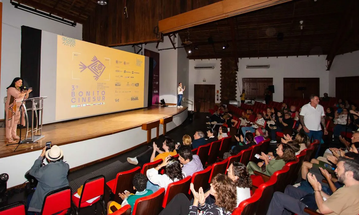 Paraguai relembra ditadura e crimes sem respostas no CineSur