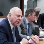 PEC que cria fundos para Sul e Sudeste é aprovada em comissão da Câmara e amplia repasses ao FPM