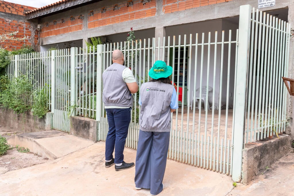 Cuiabá intensifica combate ao Aedes aegypti e vistoria mais de 574 mil imóveis no primeiro semestre de 2026