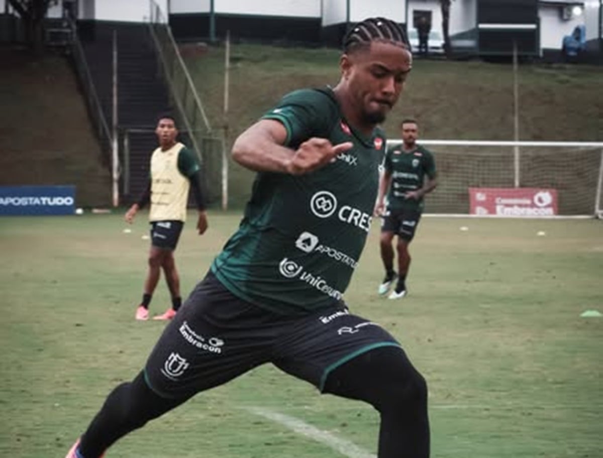 Floresta x Maringá: onde assistir ao vivo, escalações e tudo sobre o duelo pela Série C. Imagem: Bruno Rodrigo Araújo/Maringá Floresta x Maringá: onde assistir ao vivo, escalações e tudo sobre o duelo pela Série C. Imagem: Bruno Rodrigo Araújo/Maringá