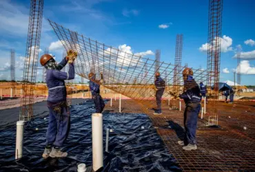 Taxa de desemprego em Mato Grosso cai a 2,2% e lidera país