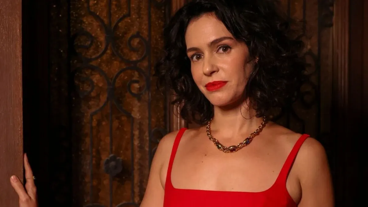 Maria Flor revela motivo inusitado para fim de namoro
