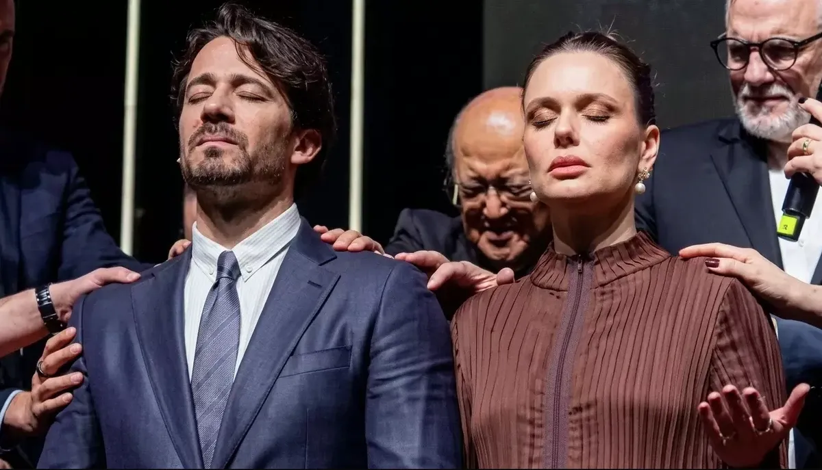 Graziella Schmitt se torna líder em igreja evangélica