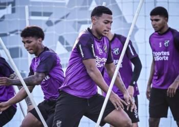 Ceará x Athletic Club: onde assistir ao vivo, horário e prováveis escalações da Série B. Imagem: Felipe Santos Ceará SC