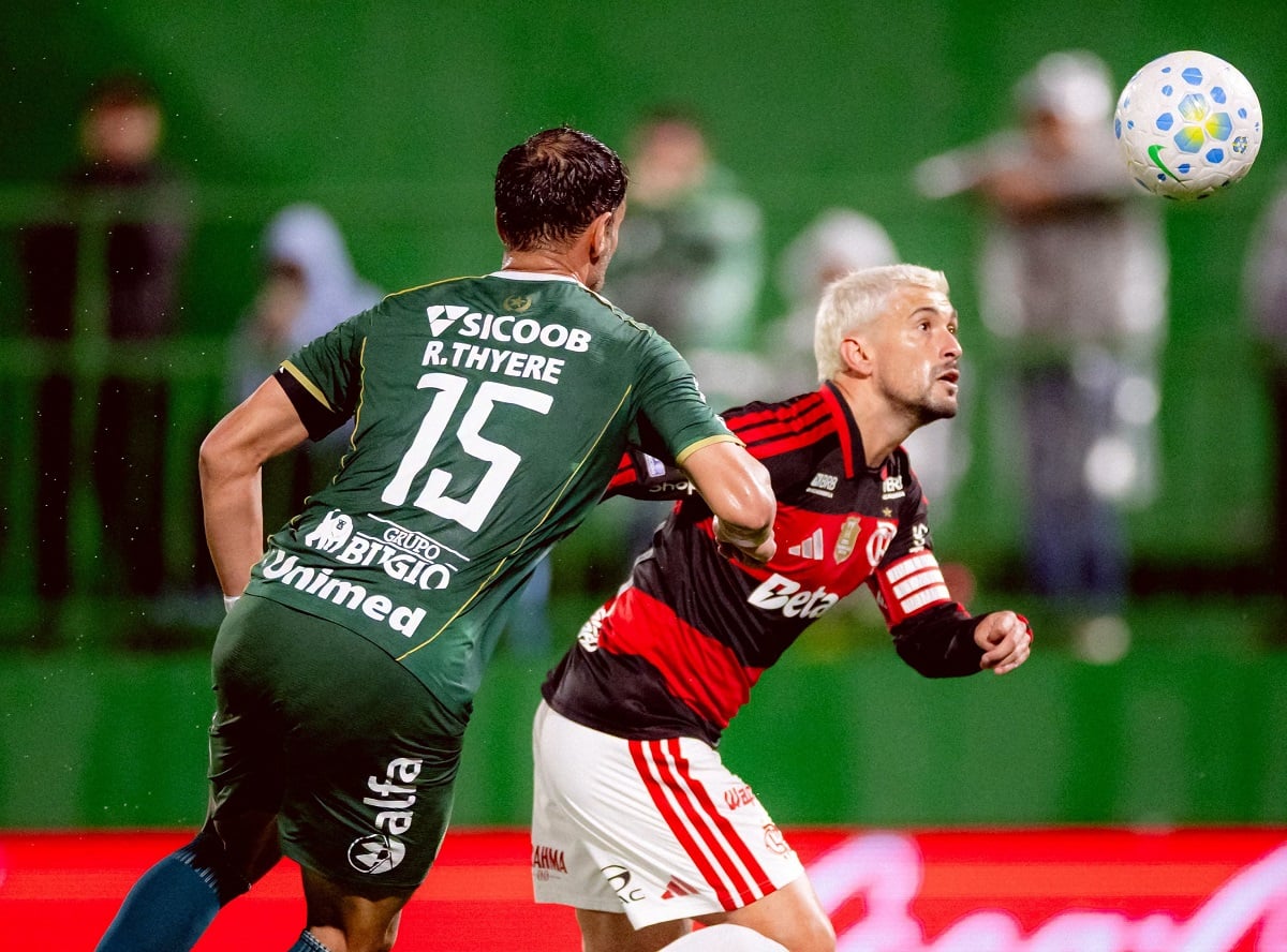 Flamengo x São Paulo: onde assistir ao vivo, horário e tudo sobre o duelo no Maracanã. Imagem: CRF