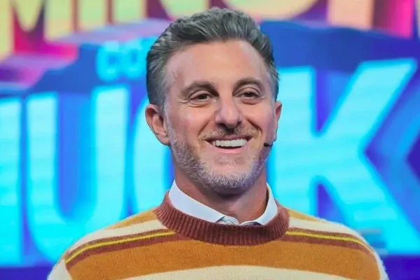 Domingão com Huck tem nova direção artística