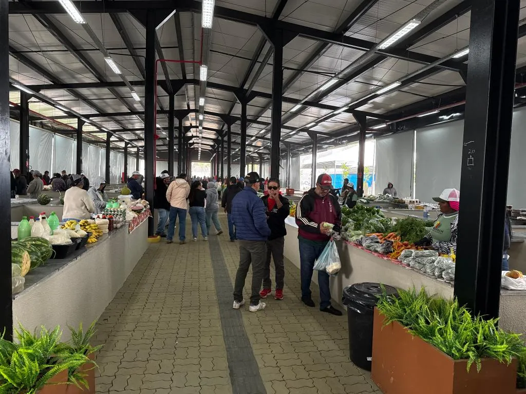 Feira do Produtor de Chapada dos Guimarães revitalizada é entregue