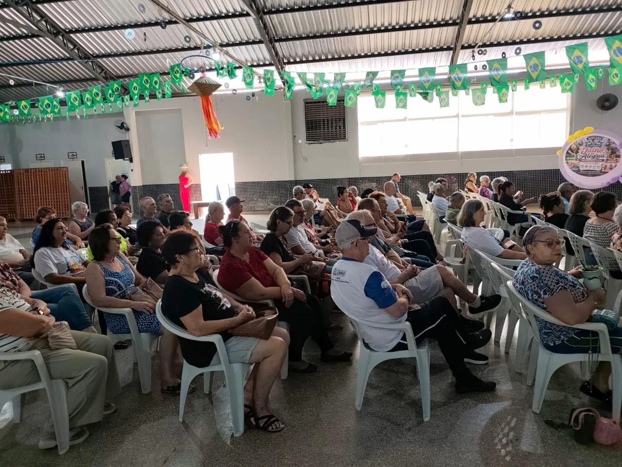 Idoso Ativo e Feliz (1)