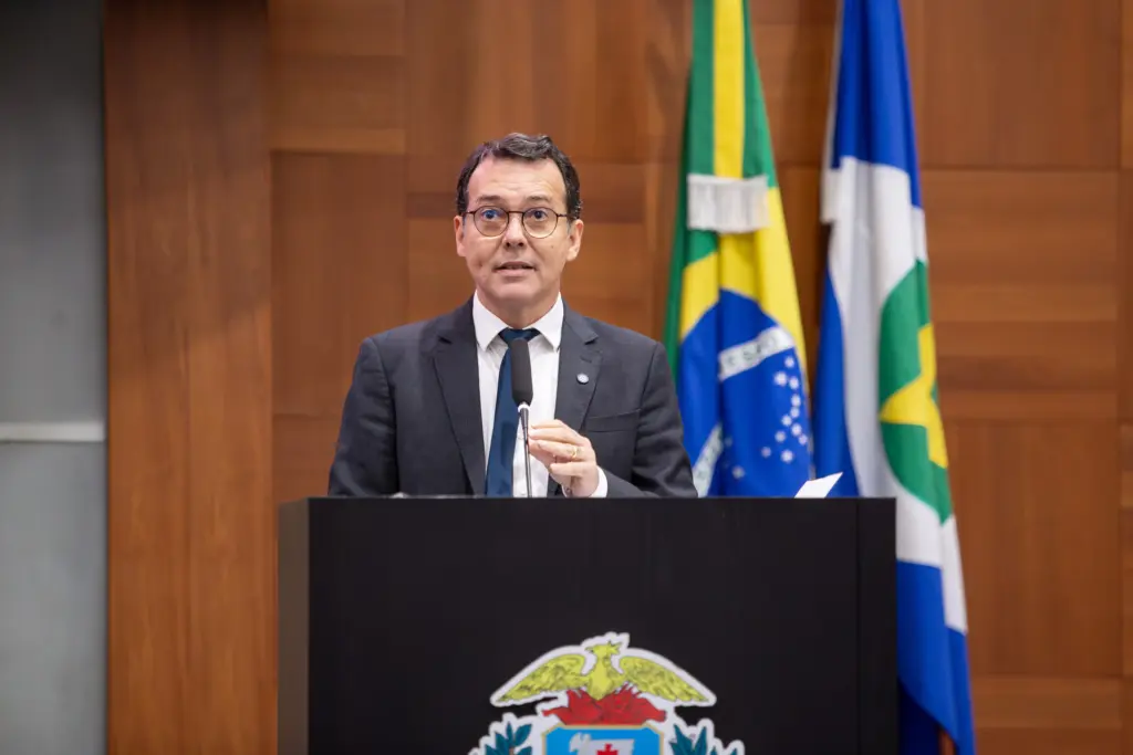 Lúdio propõe que emenda de R$ 1,5 bilhão em empréstimo garanta verba para programas de Mato Grosso na habitação