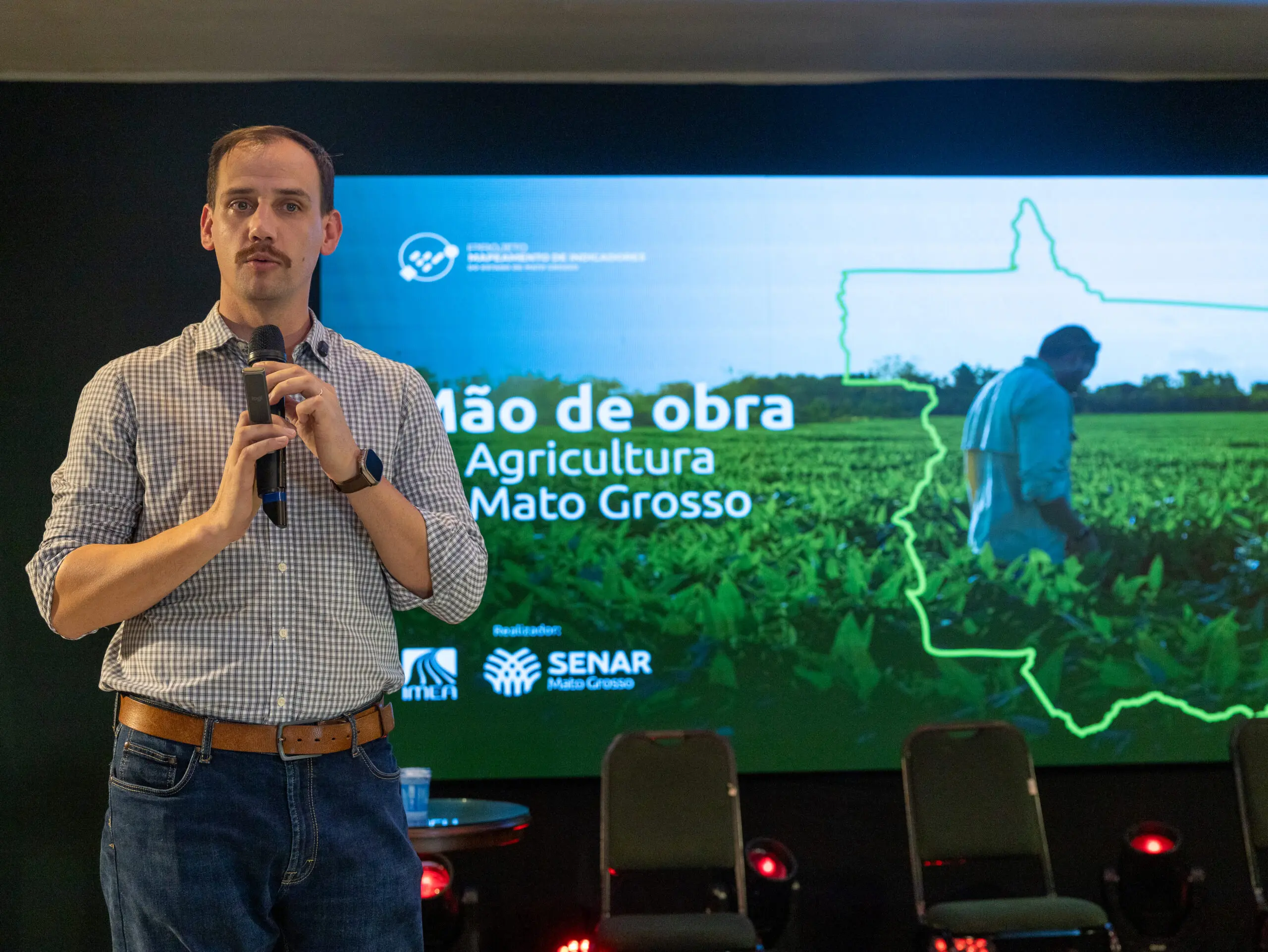 Pesquisa revela escassez de mão de obra qualificada no agro de Mato Grosso e amplia oportunidades para operadores de máquinas