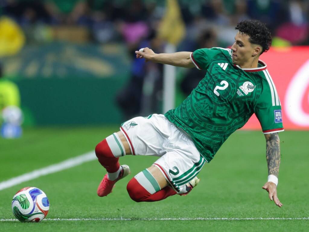 México x Inglaterra: onde assistir ao vivo, horário e prováveis escalações pelas oitavas da Copa do Mundo 2026. Imagem: Seleção mexicana
