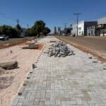 Mobilidade e Comércio: Obras do novo estacionamento da Avenida Joaquim Socreppa entram na reta final em Sinop