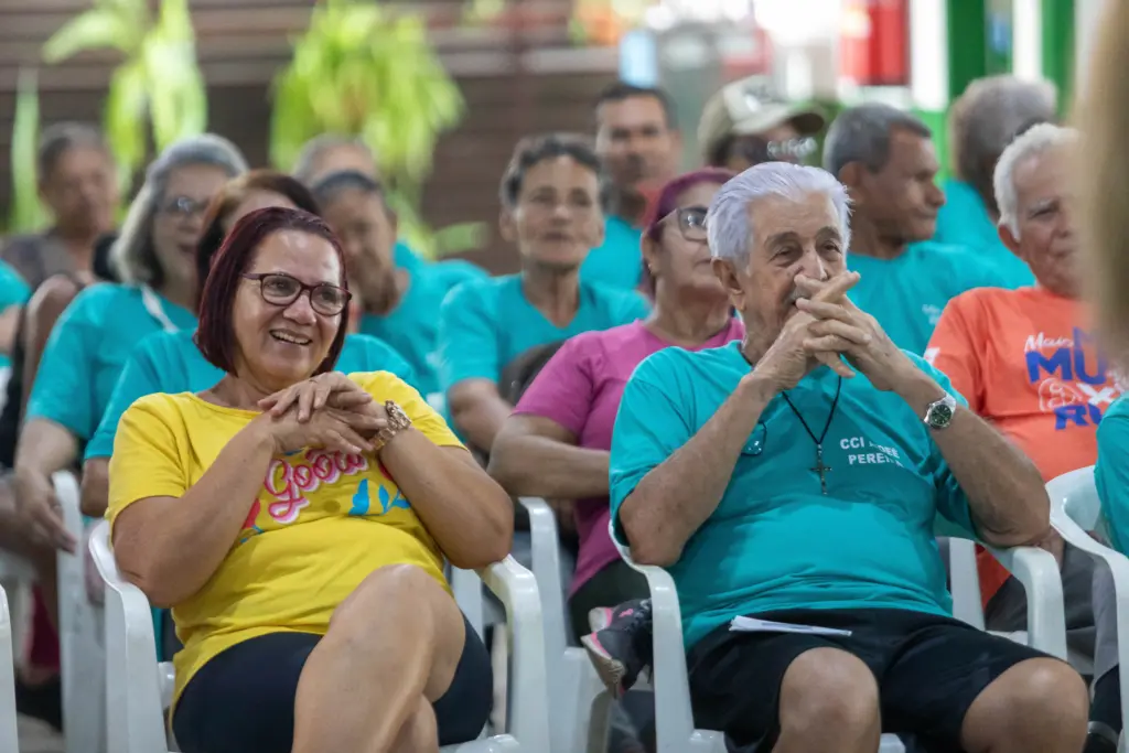 Pontes de afeto: Ação intergeracional reúne 600 crianças e idosos em Cuiabá