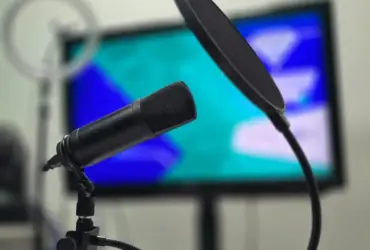 Regras sobre pronunciamentos em cadeia de rádio e TV em eleições