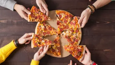 Rodízio de pizza: quantas fatias compensam?