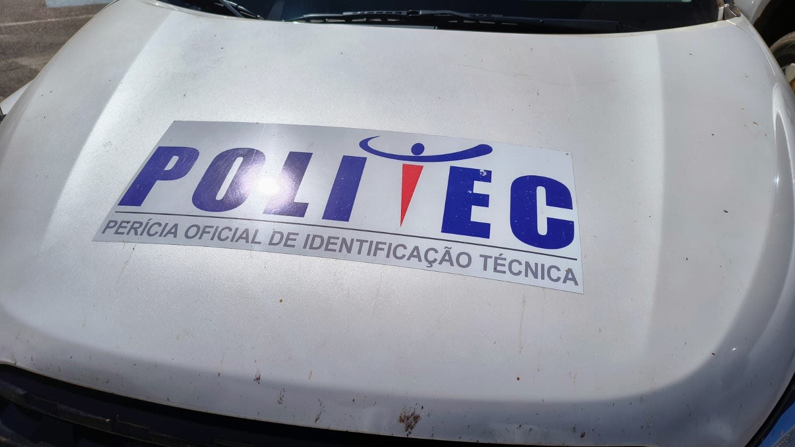 Capô de viatura da Politec