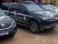 Motorista embriagado perde controle de caminhonete, invade residência e é preso em Campo Novo do Parecis