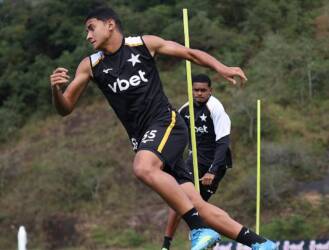 Botafogo x Santos: onde assistir ao vivo e prováveis escalações pelo Brasileirão. Imagem: Vítor Silva BFR