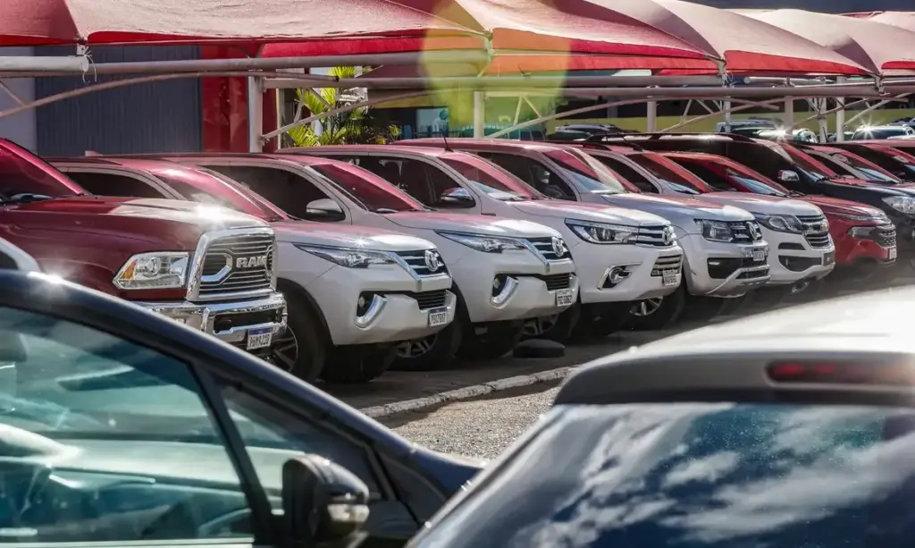 Emplacamentos crescem 16,01% no primeiro semestre, aponta Fenabrave