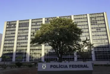 Polícia Federal deflagra operação contra lavagem de dinheiro ligada ao PCC