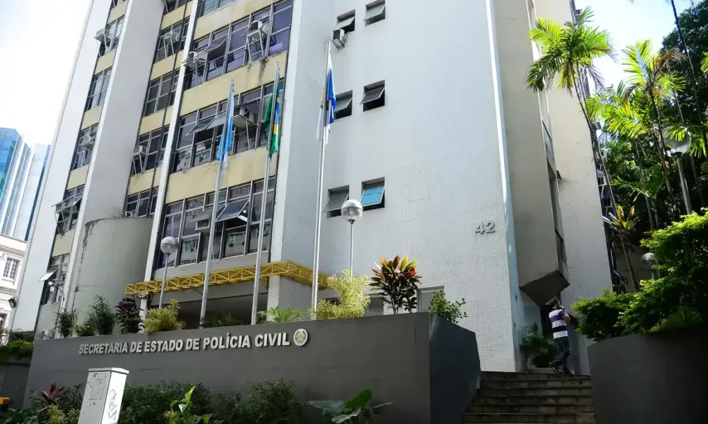 Policial é morto em ataque a agentes na zona norte do Rio