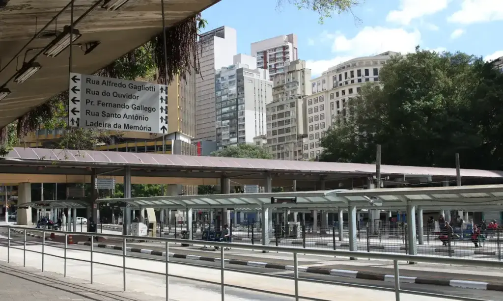 Rodoviários seguem sem acordo após nova audiência no Rio