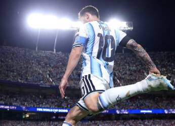 Argentina x Inglaterra: onde assistir à semifinal da Copa do Mundo 2026 e horário do jogaço. Imagem: AFA