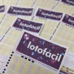 Lotofácil 3728: prêmio estimado em R$ 2 milhões será sorteado nesta segunda-feira (6)