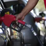 Etanol na gasolina tem aumento adiado pelo governo após pedido de testes