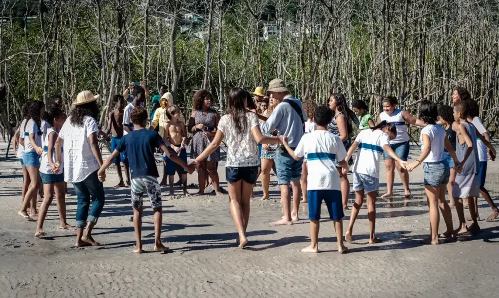 Manguezal inspira projeto que une música e educação ambiental no Rio