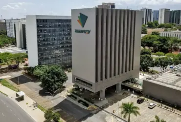 Dataprev abre concurso com 212 vagas e salários de até R$ 10,6 mil